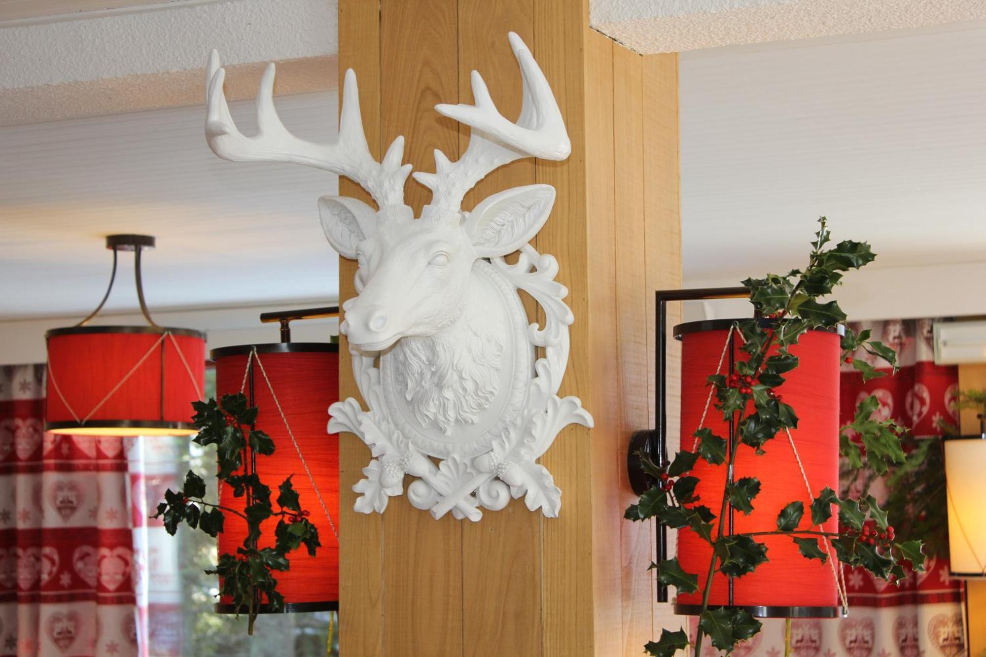 Le Rocher Du Cerf Hotel